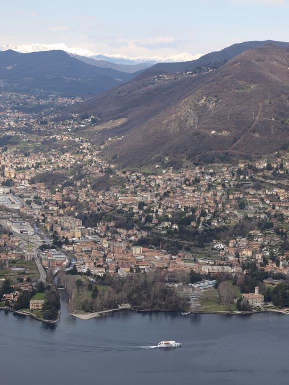 B&B Il Balcone Sul Lago Brunate Luaran gambar