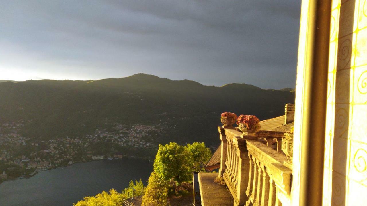 B&B Il Balcone Sul Lago Brunate Luaran gambar